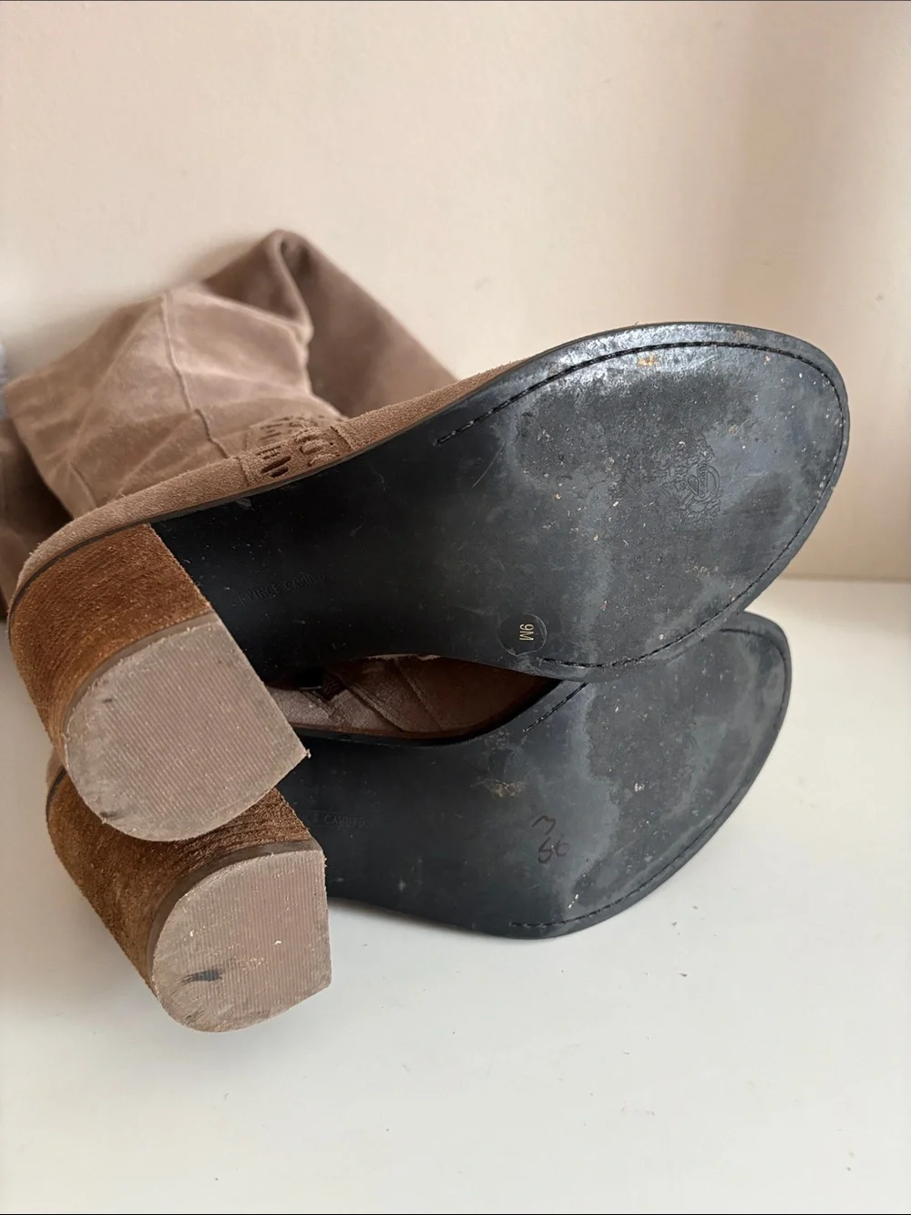 Vince Camuto vince camuto